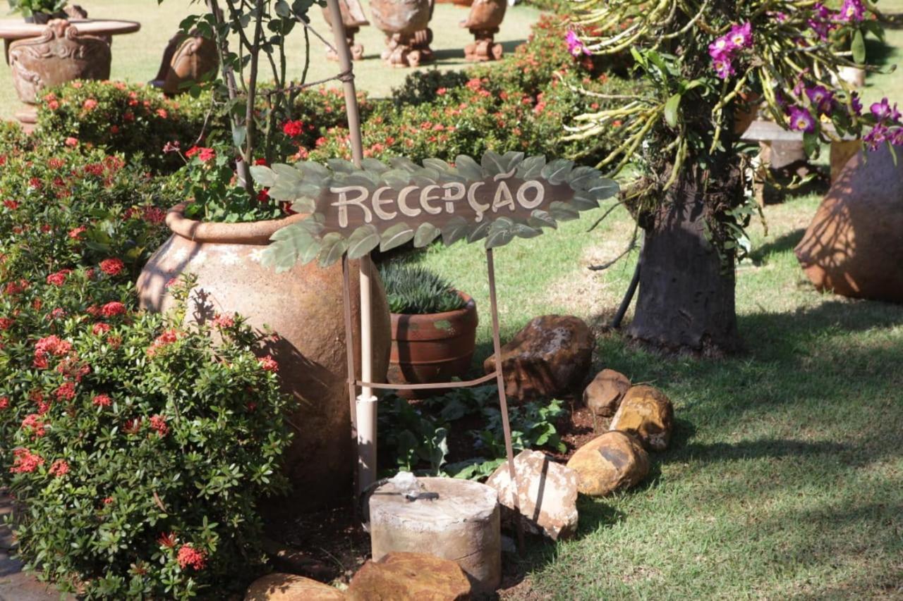 Hotel Pousada Chale Das Flores Sertãozinho 外观 照片